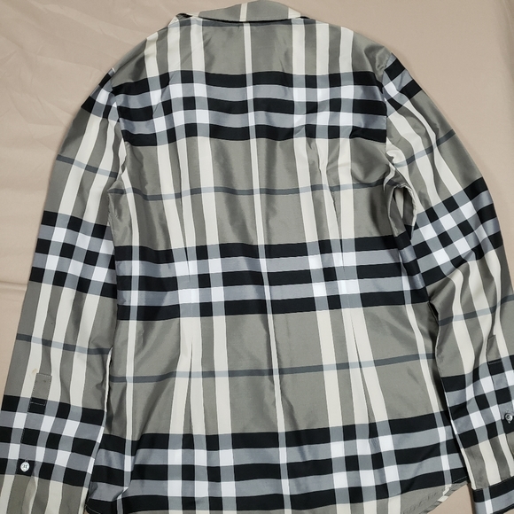 AUTHENTIC | Burberry Striped | Button-up Shirt - Picture 3 of 13